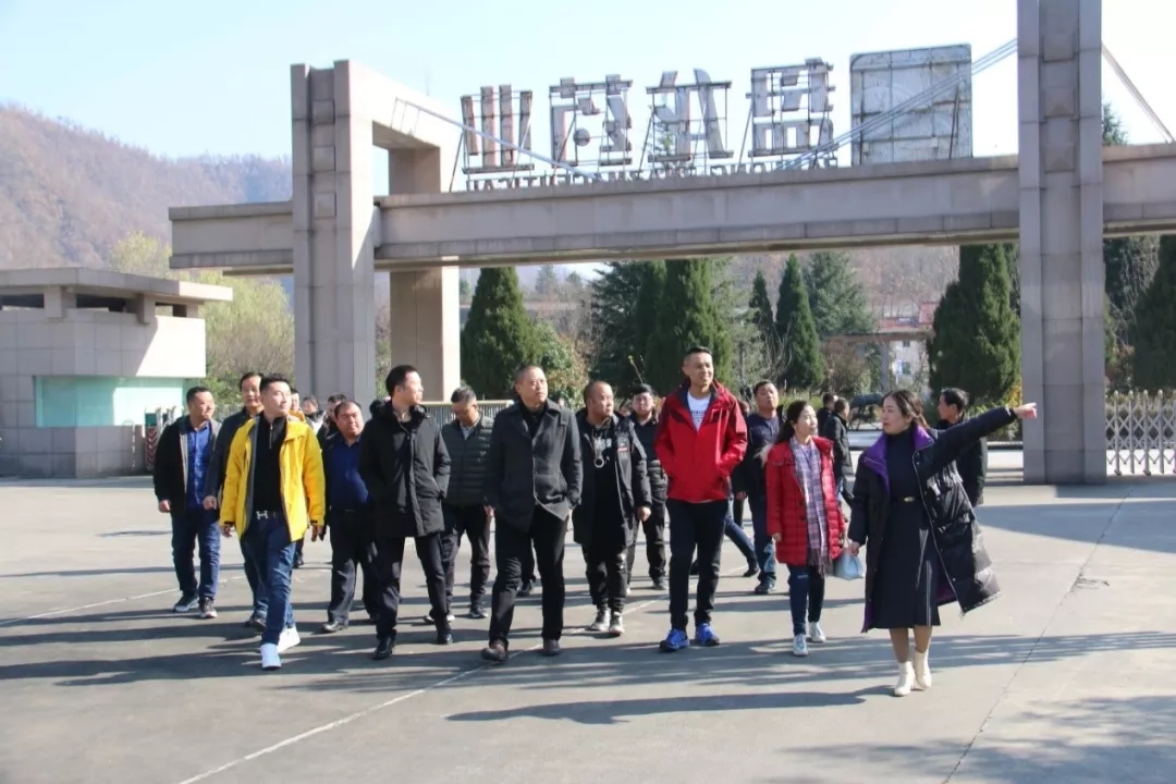 1596519930.jpg 640 (1).webp (14).jpg